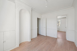 
                                                                                        Vente
                                                                                         Levallois - 34 Rivay