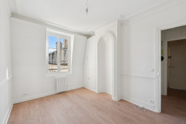 
                                                                                        Vente
                                                                                         Levallois - 34 Rivay