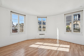 
                                                                                        Vente
                                                                                         Levallois - 34 Rivay