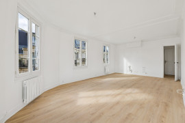 
                                                                                        Vente
                                                                                         Levallois - 34 Rivay