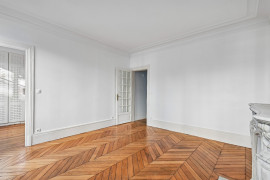 
                                                                                        Vente
                                                                                         Levallois - 34 Rivay