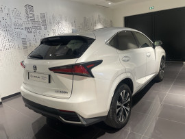 
                                                                                        Voiture
                                                                                         LEXUS NX 300H HYBRIDE 2WD MC DESIGN APP MY21 SR