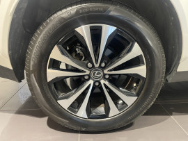 
                                                                                        Voiture
                                                                                         LEXUS NX 300H HYBRIDE 2WD MC DESIGN APP MY21 SR