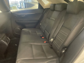 
                                                                                        Voiture
                                                                                         LEXUS NX 300H HYBRIDE 2WD MC DESIGN APP MY21 SR