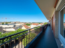 
                                                                                        Vente
                                                                                         LIMITROPHE JOINVILLE/VUE DÉGAGÉE BALCON.