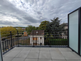 
                                                                                        Location
                                                                                         Livry à louer 3 pièces avec balcon et parking double
