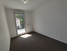 
                                                                                        Location
                                                                                         Livry à louer 3 pièces avec balcon et parking double