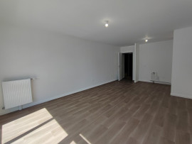 
                                                                                        Location
                                                                                         Livry à louer 3 pièces avec balcon et parking double