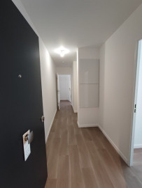 
                                                                                        Location
                                                                                         Livry à louer 3 pièces avec balcon et parking double