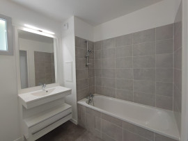 
                                                                                        Location
                                                                                         Livry à louer 3 pièces avec balcon et parking double