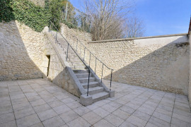 
                                                                                        Vente
                                                                                         Local commercial 3 pièces