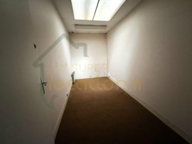 Location
Local commercial 369m2