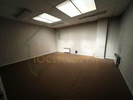 Location
Local commercial 369m2