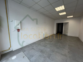 
                                                                                        Location
                                                                                         Local commercial 54 m2