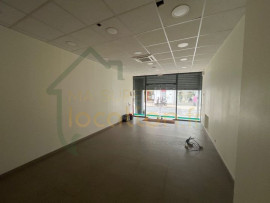 
                                                                                        Location
                                                                                         Local Commercial à LAON