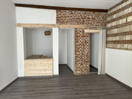 
                                                                                        Location
                                                                                         Local Commercial Arras 45 m2