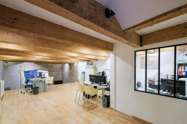 
                                                                                        Location
                                                                                         Local commercial/Bureau avec Vitrine Rue Paradis