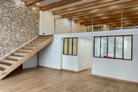 
                                                                                        Location
                                                                                         Local commercial/Bureau avec Vitrine Rue Paradis