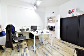 
                                                                                        Location
                                                                                         Local commercial entre Passy et La Muette