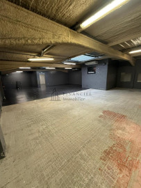 
                                                                                        Location
                                                                                         LOCAL D'ACTIVITE - 5 PIECES - PINCE VENT