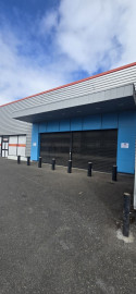
                                                                                        Location
                                                                                         LOCAL D'ACTIVITE - 5 PIECES - PINCE VENT