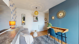 
                                                                                        Location
                                                                                         Location 16.40m²