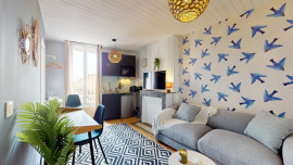 
                                                                                        Location
                                                                                         Location 16.40m²