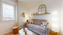 
                                                                                        Location
                                                                                         Location 19.68m²