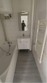 
                                                                                        Location
                                                                                         Location 2 Pieces 37m² 550 C.C