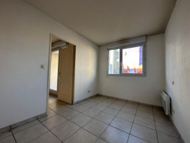 
                                                                                        Location
                                                                                         Location 2 pièces Marseille 5ème