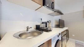 
                                                                                        Location
                                                                                         Location 21.02m²