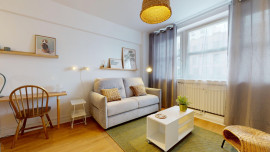 
                                                                                        Location
                                                                                         Location 22.55m²