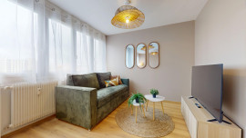 
                                                                                        Location
                                                                                         Location 28.00m²