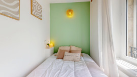 
                                                                                        Location
                                                                                         Location 30.18m²