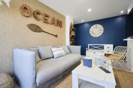 
                                                                                        Location
                                                                                         Location 61.43m²
