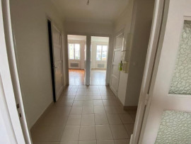 
                                                                                        Location
                                                                                         Location appartement 2/3 pièces à St Maur
