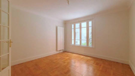 
                                                                                        Location
                                                                                         Location appartement 2 pièces Paris 16ème 51 m2