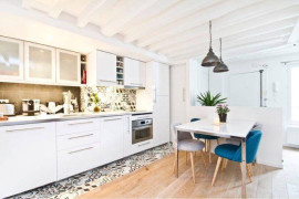 
                                                                                        Location
                                                                                         Location appartement Canal St Martin 43m2