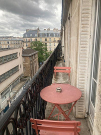 
                                                                                        Location
                                                                                         Location appartement deux pièces avec balcon Paris