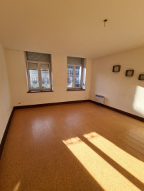 
                                                                                        Location
                                                                                         LOCATION - APPARTEMENT - SOLRE LE CHATEAU