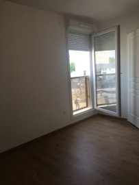 
                                                                                        Location
                                                                                         Location appartement T2 Bezons (95870)