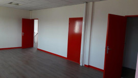
                                                                                        Location
                                                                                         Location bureaux divisibles d'une surface de 500 m² proche de Lyon