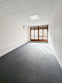 
                                                                                        Location
                                                                                         Location Bureaux Marseille 13006