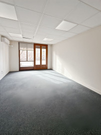 
                                                                                        Location
                                                                                         Location Bureaux Marseille 13006