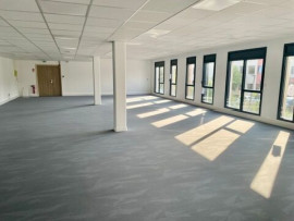 
                                                                                        Location
                                                                                         Location Bureaux Meyreuil 13590