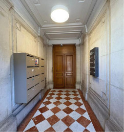 
                                                                                        Location
                                                                                         Location Bureaux Paris 75004