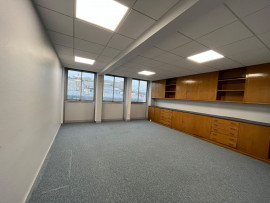 Location
Location Bureaux Paris 75008