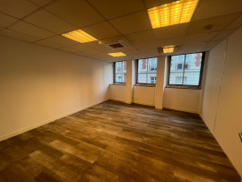 Location
Location Bureaux Paris 75008