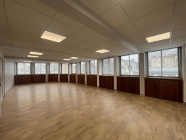 
                                                                                        Location
                                                                                         Location Bureaux Paris 75008