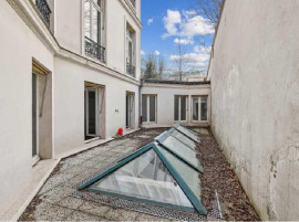 Location
Location Bureaux Paris 75008